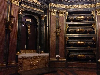 Гробница королей