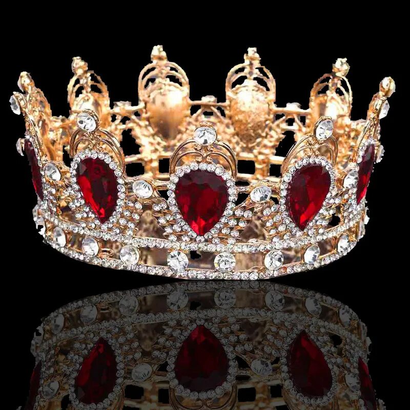 Золотая корона купить. Королевская корона Геншин. Корона Царская Золотая корона. Самые красивые короны. Золотой Коран.