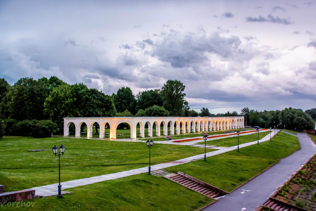 аркада гостиного двора новгород. аркада гостиного двора великий новгород фото. аркада гостиного двора великий новгород. аркада гостиного двора. арка аркада великий новгород.
