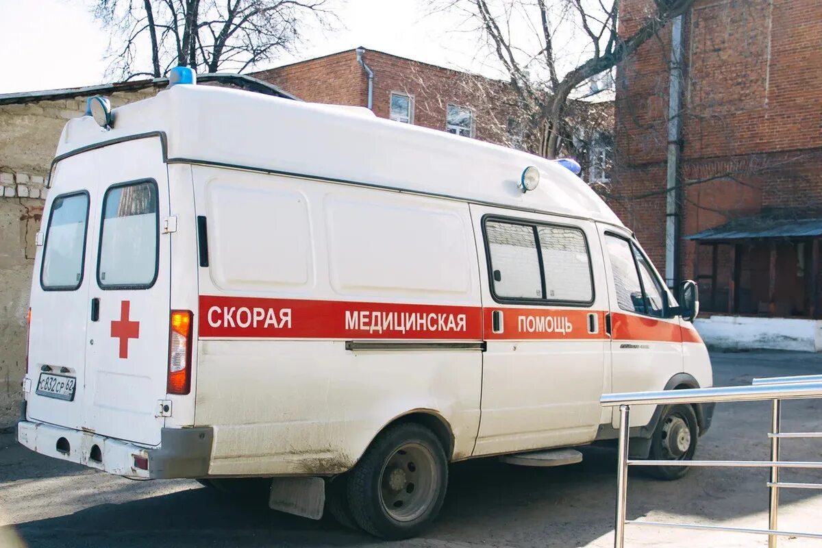 Скорая рязань номер. Автомобиль скорой помощи. Скорая Рязань. Станция скорой помощи Рязань.