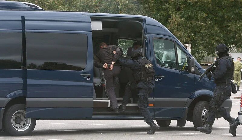 Омон возле крокус сити. Форд Транзит СОБР. ОМОНОВСКИЙ Форд Транзит. Ford Transit ОМОН.