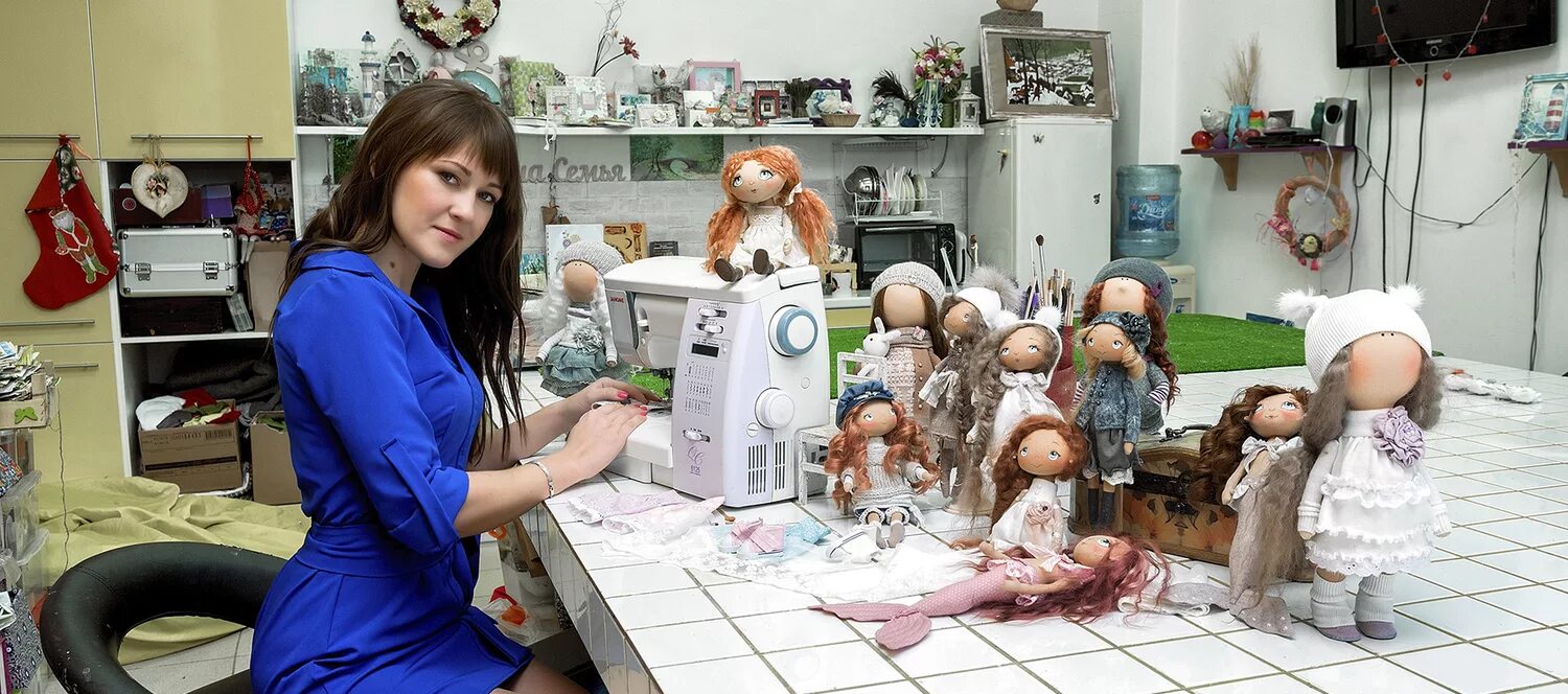 Статуэтки из самозатвердевающей глины. Куколки блайз картинки. Курсы по созданию кукол. Текстильные карманные куклы. Авторская кукла лепка лица.