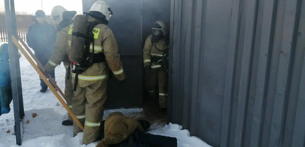 Учебная противопожарная тренировка контрольная противопожарная тренировка. Ку ПБ во противопожарная служба Вологодской области. «Противопожарная служба Вологодской области» филиал №2. Тренировка пожарных в Беларуси зимой. Противопожарная служба Вологодской области филиал 5 Юрий Каморников.