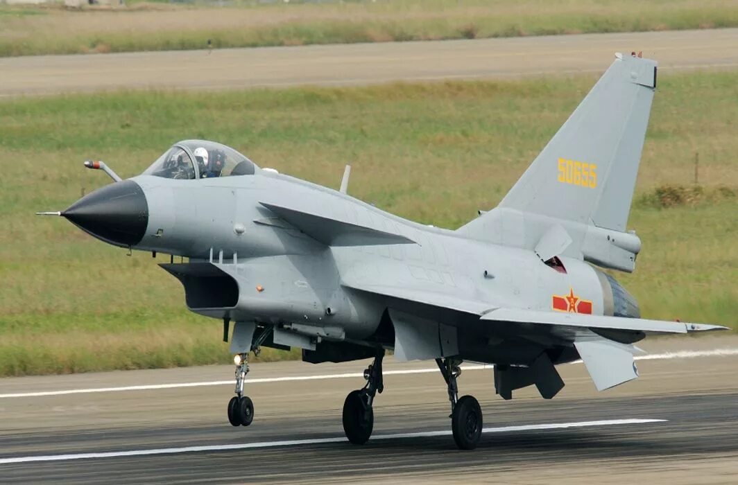 New j ru. Chengdu j-10. J-10. J10 самолет. Истребители j-10 для Иран.