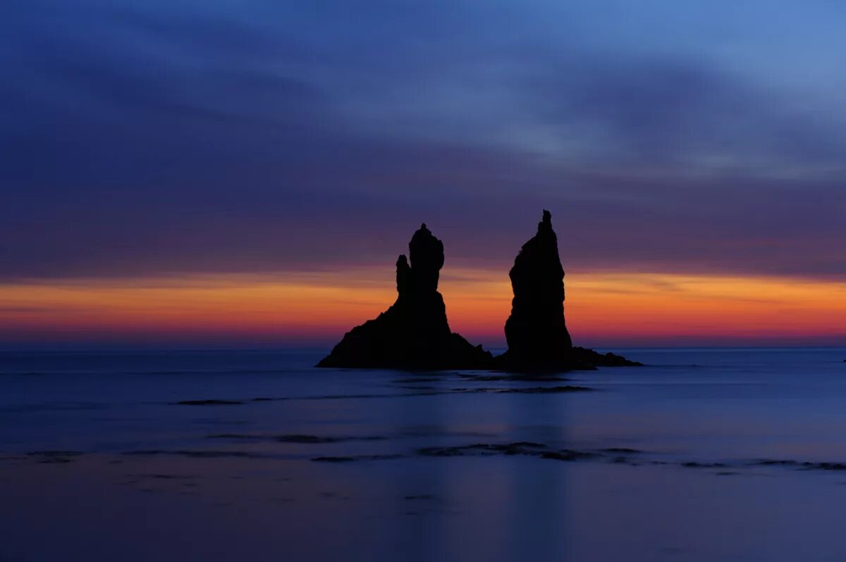 море двух братьев. кекуры два брата приморский край. рудная пристань приморский край киккуры. два брата дальнегорск рудная пристань приморский край. дальнегорск море два брата.