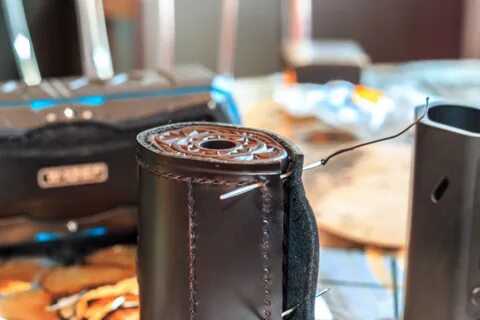 Кожаный чехол на резиновой камере мяча