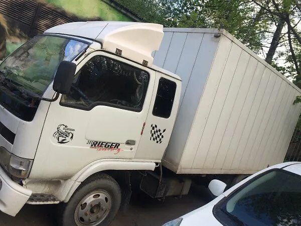 Юджин авто. Юджин 1041. Юджин авто. Юджин авто. Yuejin nj1041.