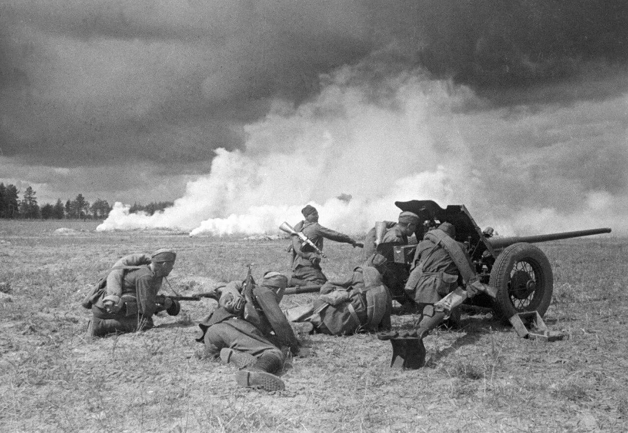 Про вов 2023. Война Великая Отечественная война 1941-1945. 45 Мм противотанковая пушка обр 1942 г. Пушка 45 мм Сорокопятка в бою. 45-Мм пушка 1941