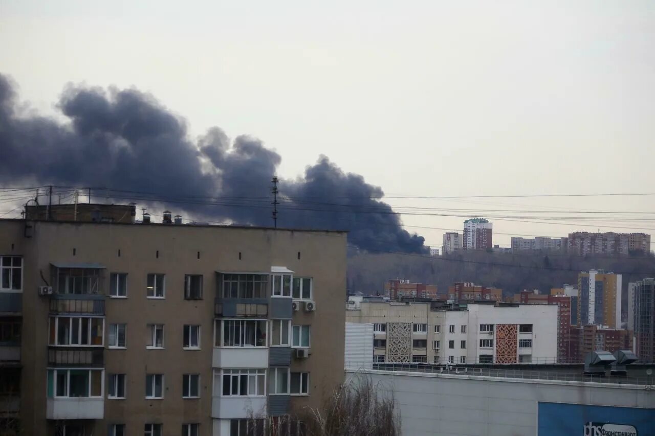 Взрыв в уфе сегодня. Рабкоров 1/1. Пожар Уфа сейчас зеленая роща. Сгоревшее здание в Уфе.