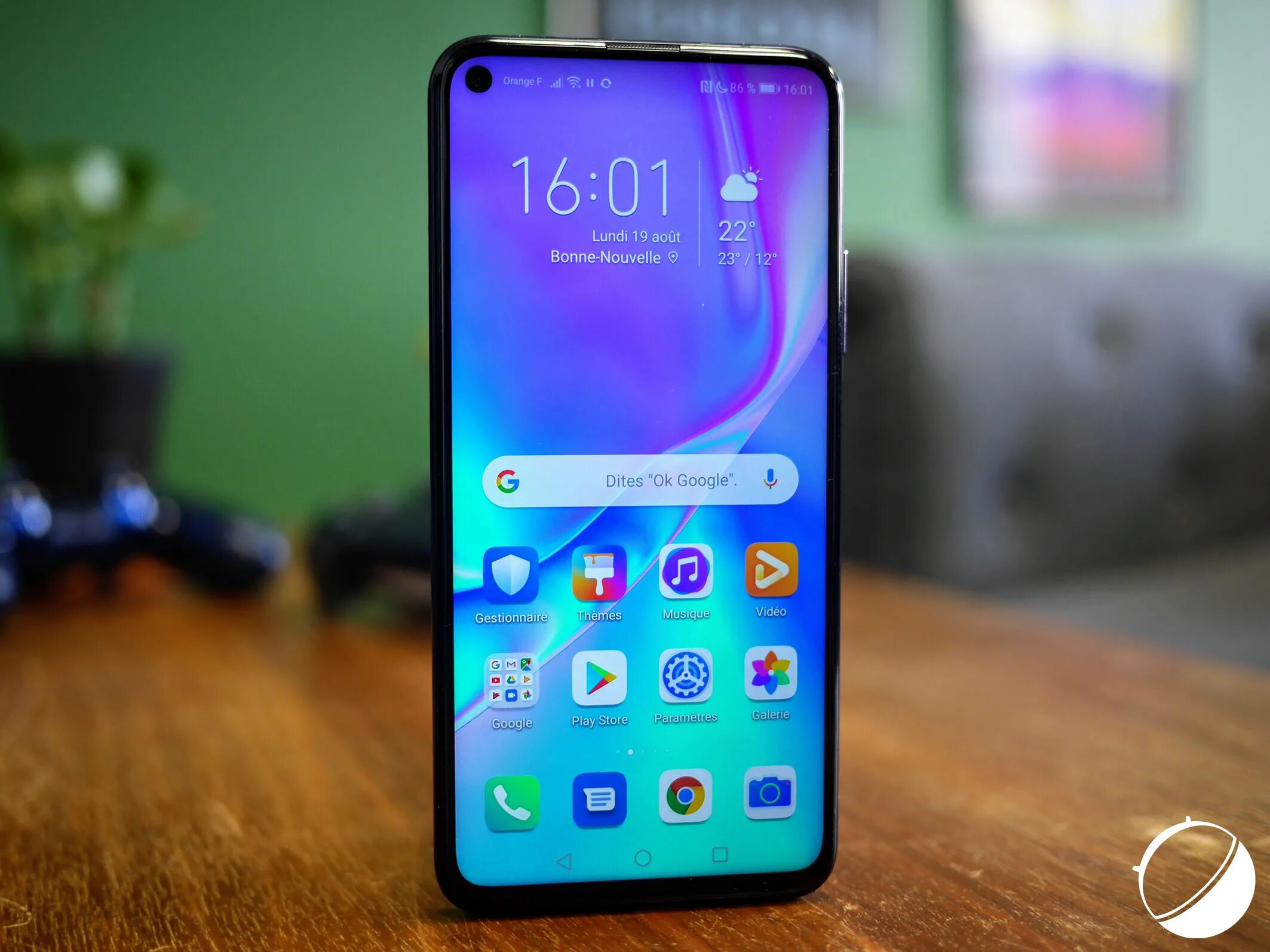 Xiaomi honor huawei. Хонор 20. Xiaomi Honor 20 Pro. Хонор р20. Хиаоми хонор 20.