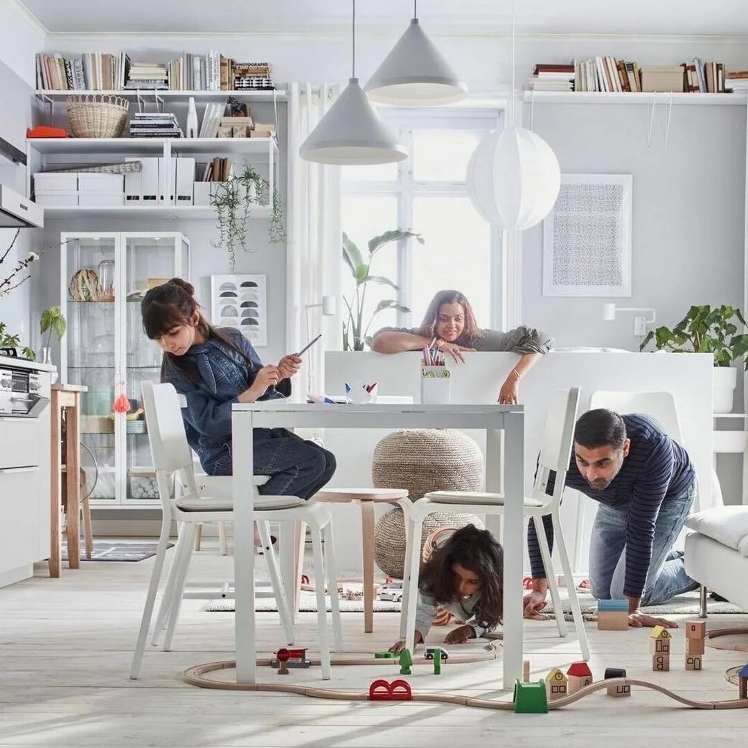 Ikea c. Трц blockbuster mall икеа. Икеа надпись. Ikea catalogue 2022. Ikea c.