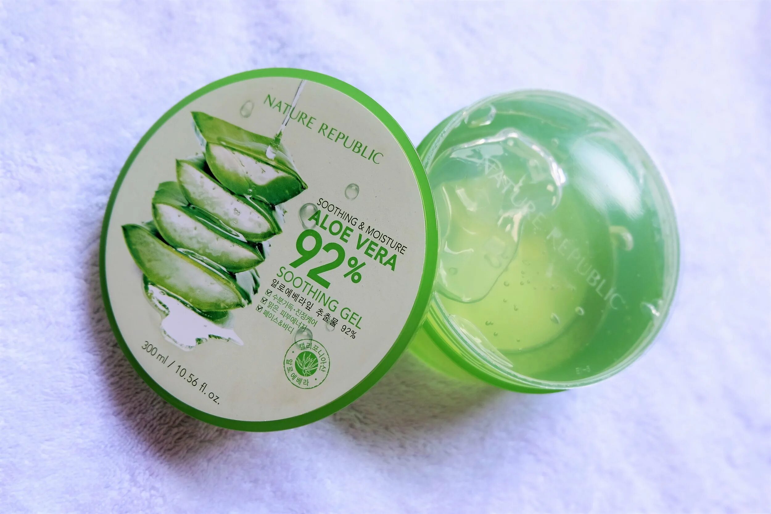 Лучший гель алоэ. Aloe Vera natural Fresh Корея. Eco Branch 99% Aloe Vera Soothing Moisture Gel 300ml. Jeju Aloe Vera 92%.