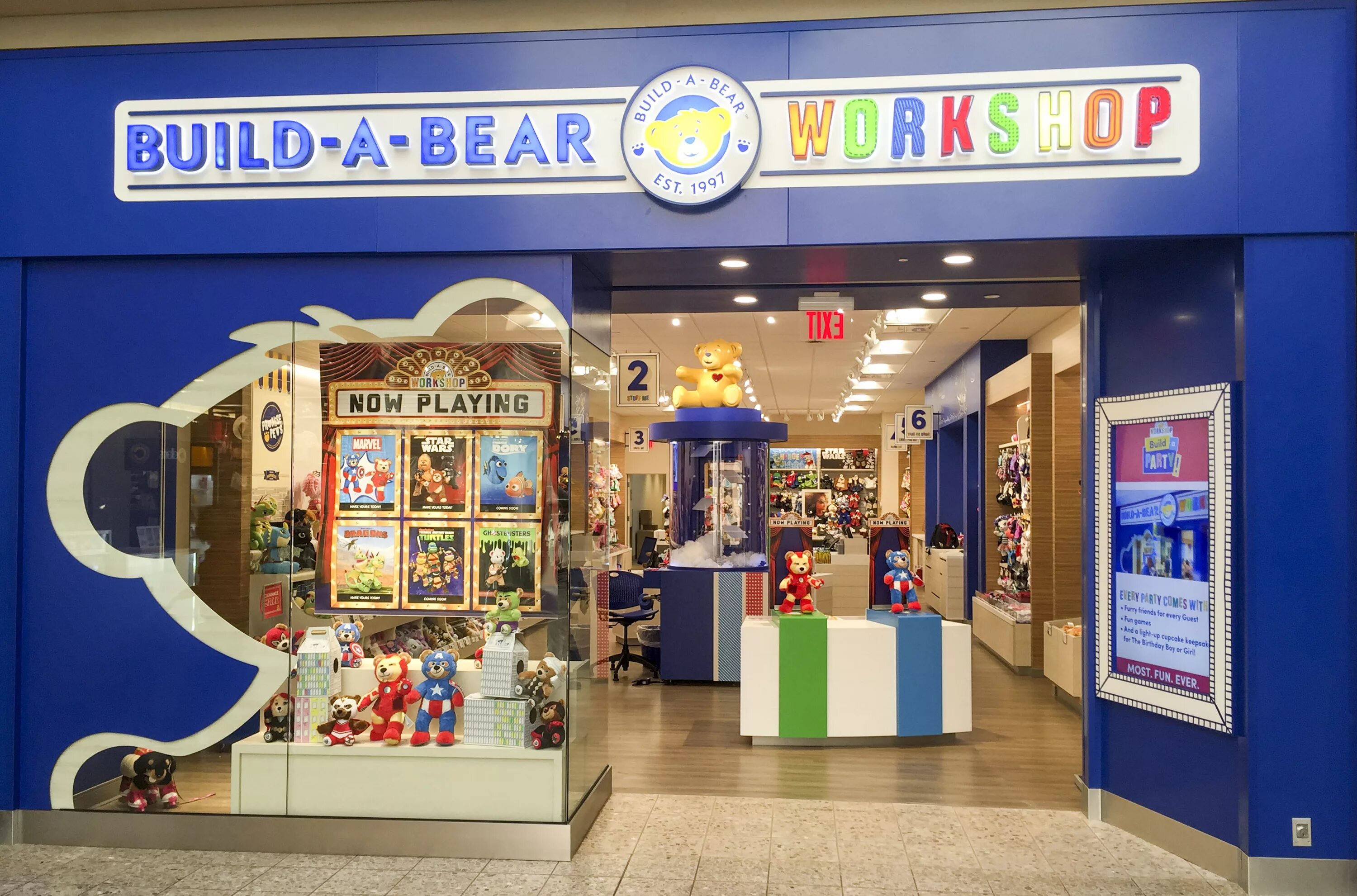 Build a bear workshop игрушка. Workshop магазин игрушек. Build a bear workshop. Build-a-bear workshop тц европейский. Build a bear.