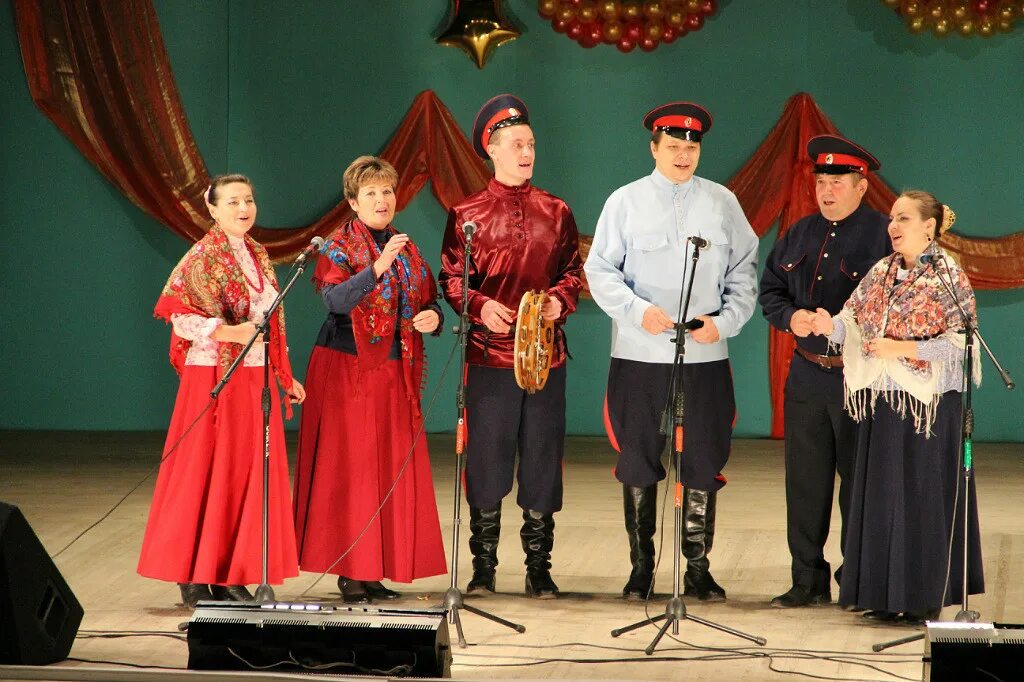 Этнокультурный центр. Этнокультурный центр вольница михайловка. ансамбль вольница самара. фольклорный ансамбль ансамбль вольница. ансамбль вольница михайловка.