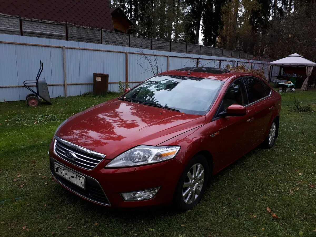 Форд мондео красный. Ford mondeo красный. Ford mondeo 4 красный цвет. Форд мондео красный седан. Мондео 3 красный.