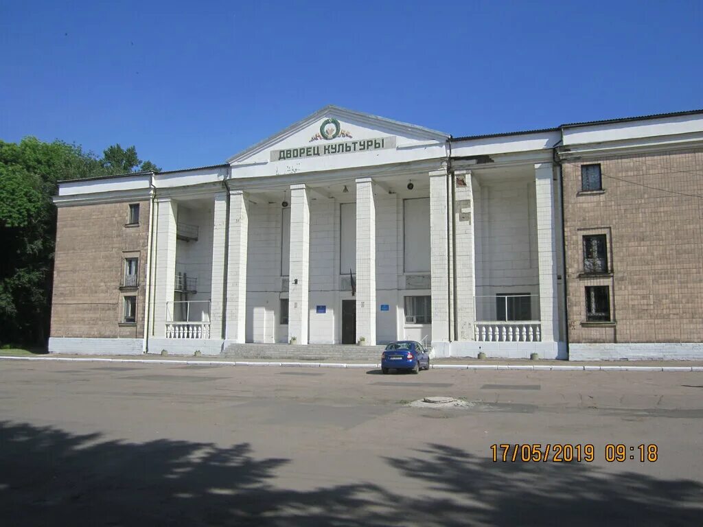 донецк дворец культуры калининский. донецкий дом культуры. дк франко донецк люстра. ул. в.
