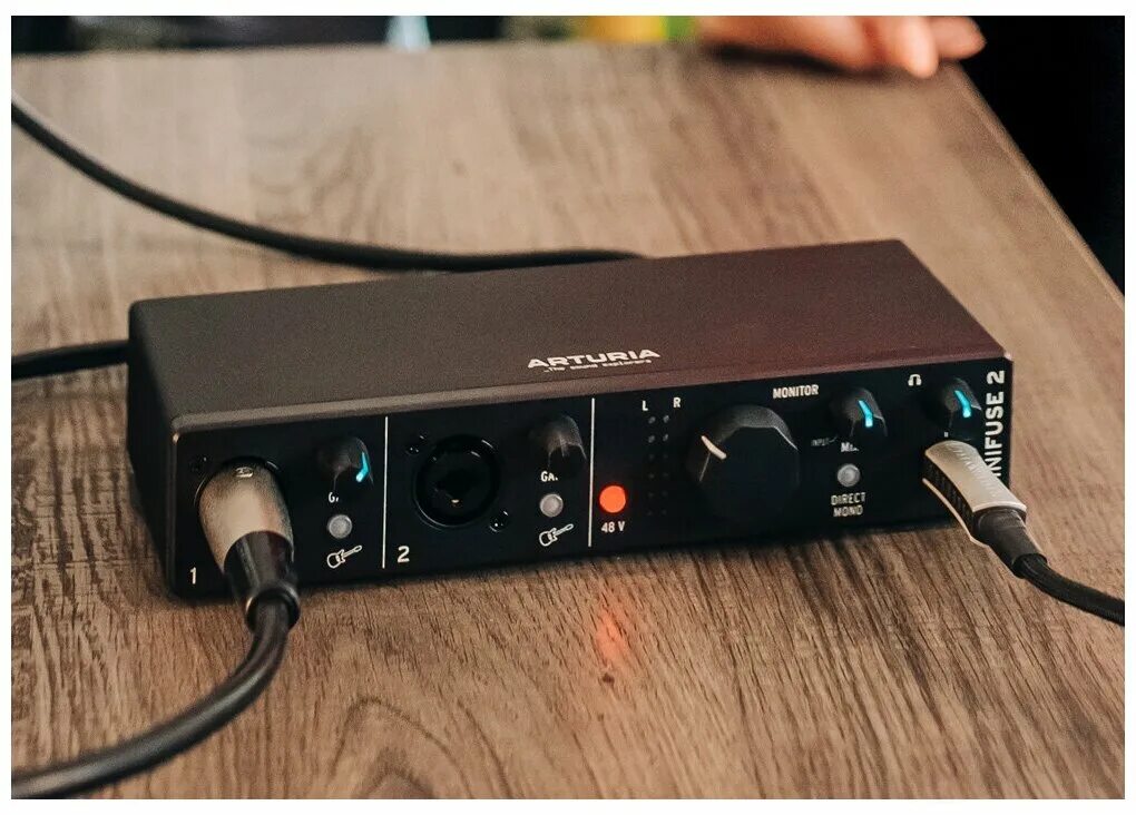 Arturia minifuse 1 white. Arturia mini fuse 1. Arturia minifuse 2. Arturia minifuse 1 white. звуковая карта arturia minifuse 2.