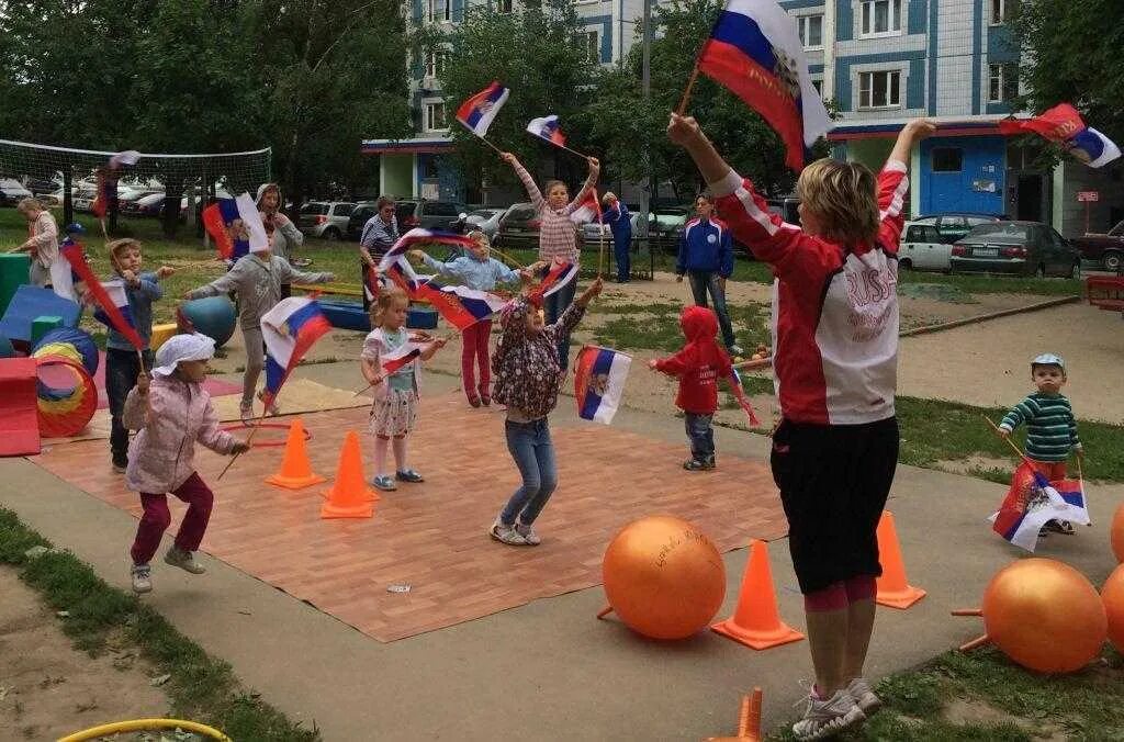 Физкультурные праздники в детском саду. Спортивные праздники в ДОУ. Спортивные праздники и развлечения в ДОУ. Физкультурное развлечение в детском саду.