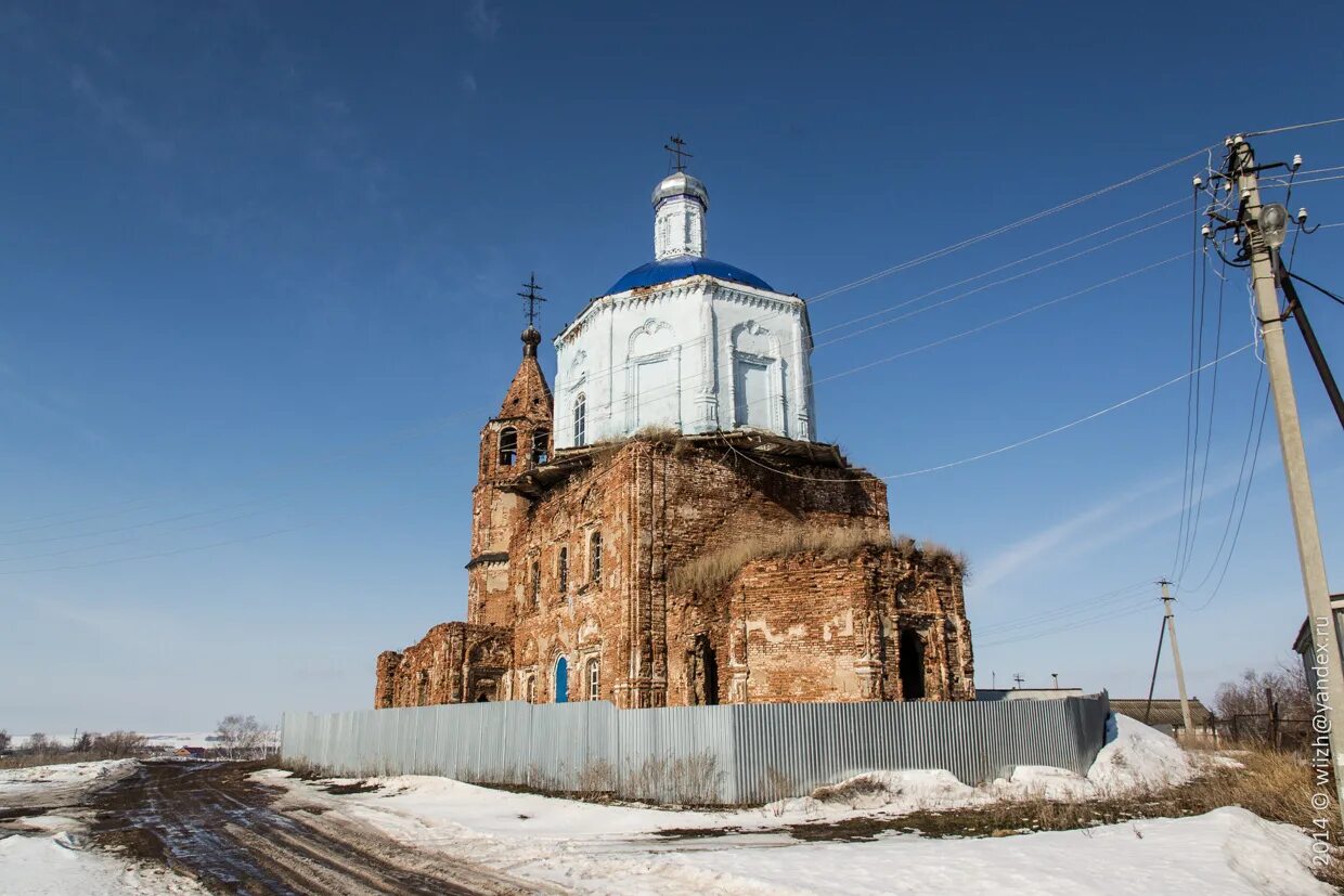 Красная горка Мамадышский район Церковь. Красная горка Архангельская Церковь Мамадышский район. Церковь Михаила Архангела Мамадыш. Михайло Архангельский храм в селе Архангельское.