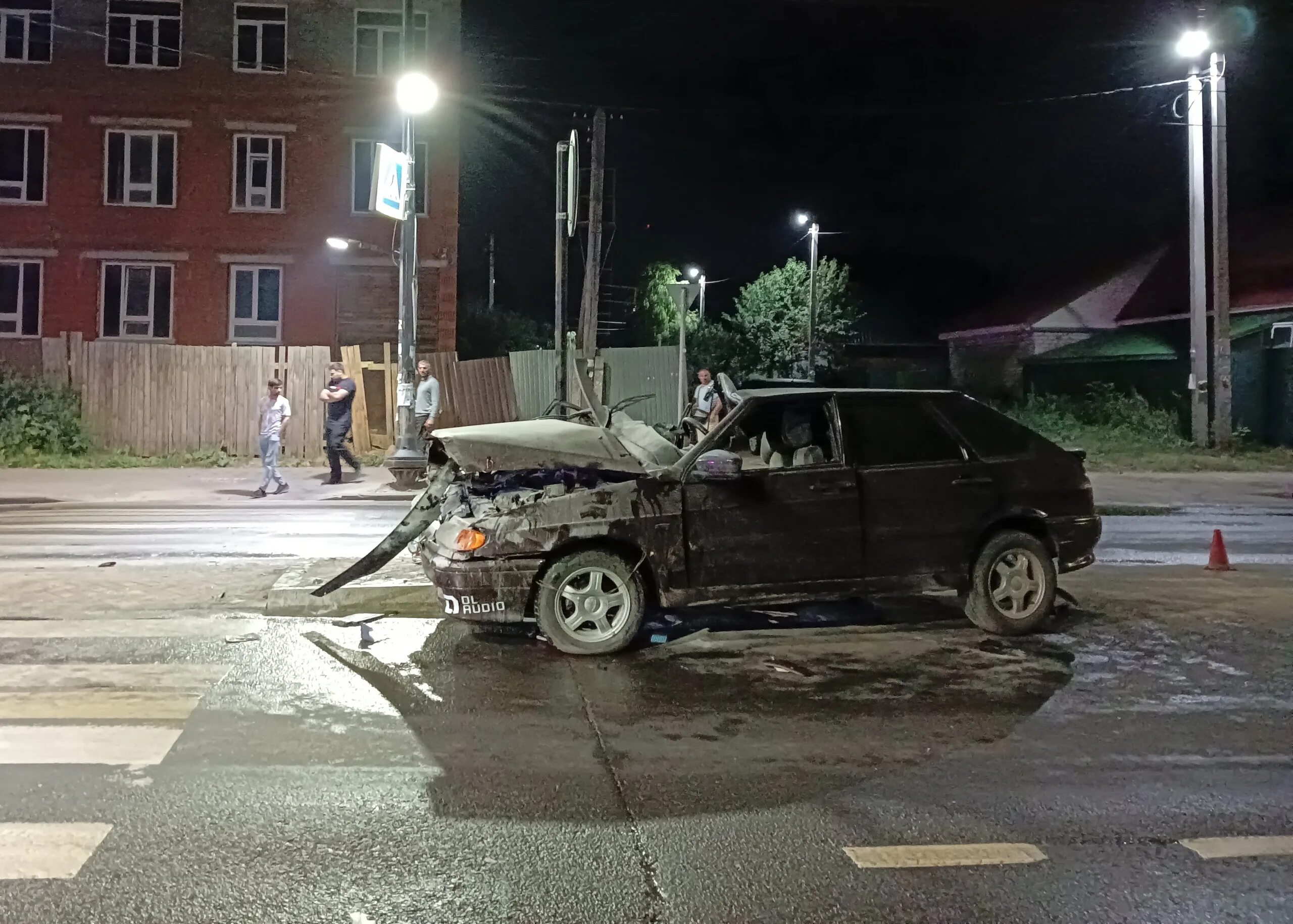 Дтп город иваново. Авария в иваново сегодня вечером. Аварии в иванове 2 декабря. Дтп город иваново. Zeekr 009 попал в аварию.