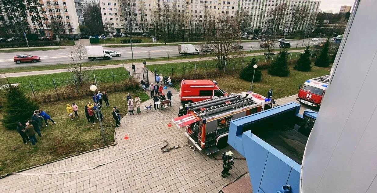 Новый облик военкоматов. Военкомат Зеленоград. Учения на ботанике. Станция Рязанский проспект Зеленоградская д 4 военкомат. Авария Москва Зеленоградский АО Савелки 18 августа 2017.