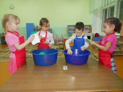Уборка игрушек в детском саду