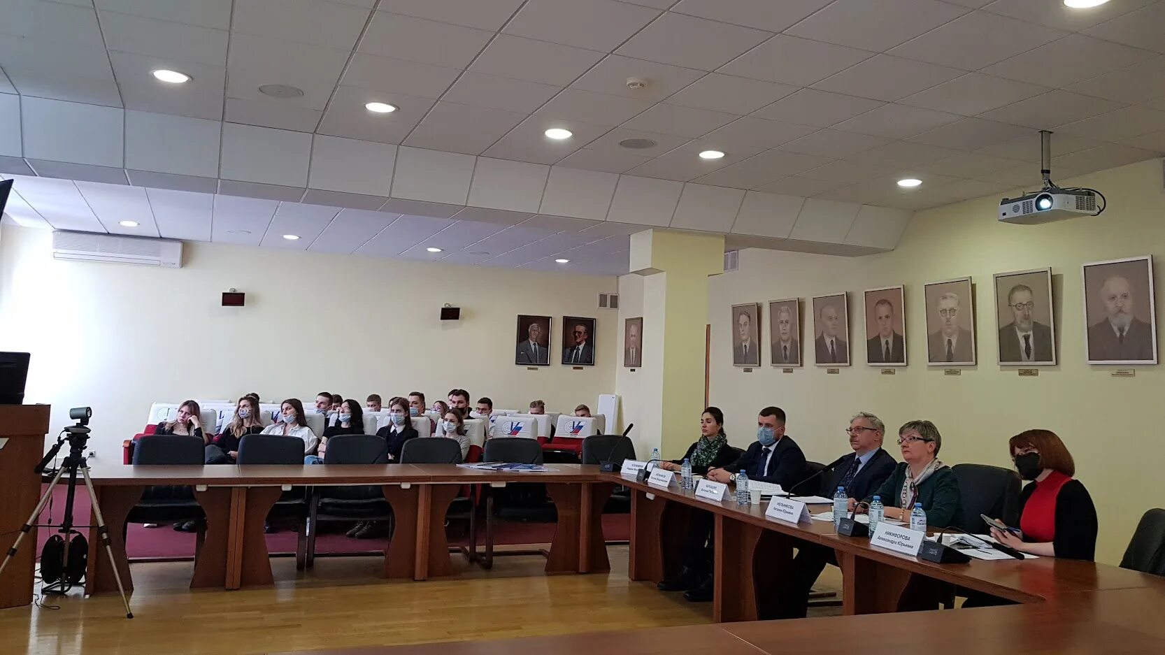 молодые ученые россии. ушаков константин викторович 1533. сокол директор щекиноазот. муравьев виталий васильевич ижгту. научная сессия молодых ученых.