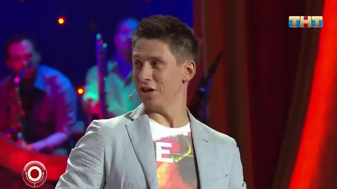 муратова камеди клаб. Comedy club гарик мартиросян и гарик харламов. харламов батрутдинов импровизация. гарик харламов и тимур батрутдинов. камеди харламов батрутдинов мартиросян.