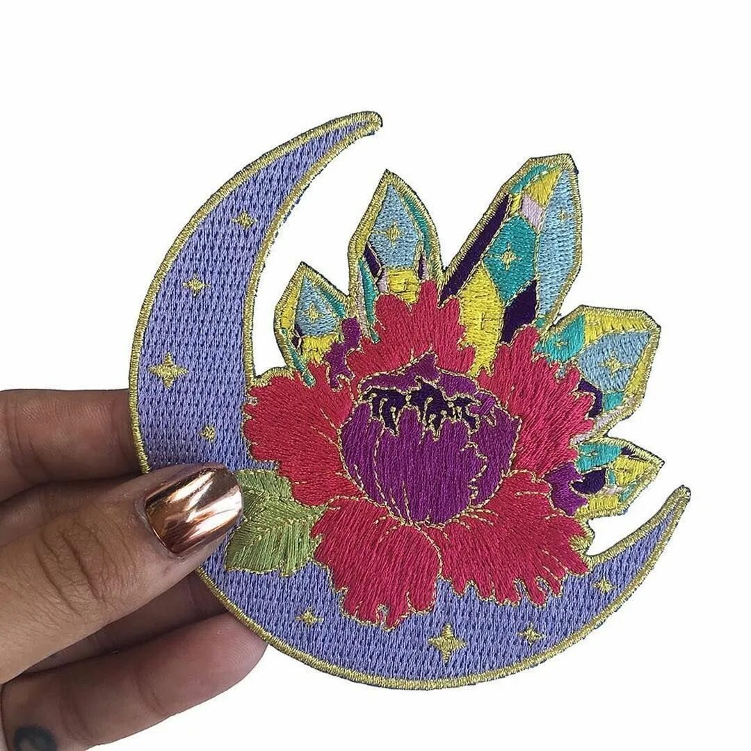 Магнит New Moon Flower. Crystal Patch. Crystal Color Moon.