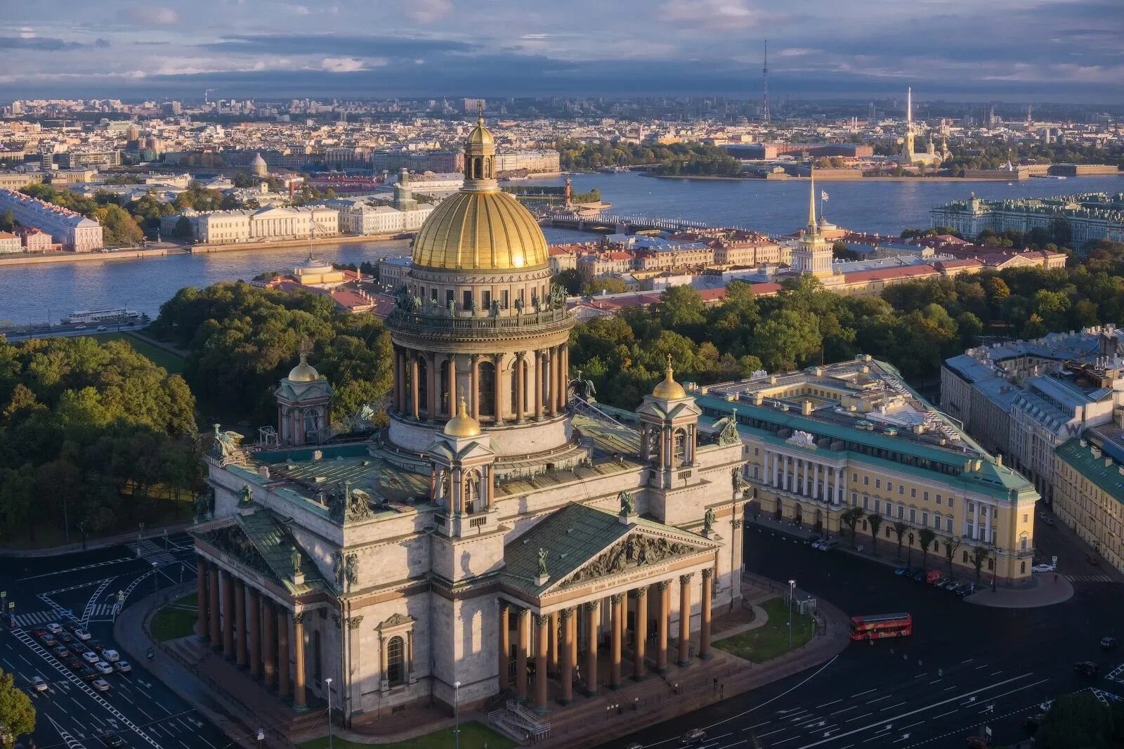 Окрестность санкт петербурга фото. Исаковский соборпитер. Исакиевский сабор Санкт питербург.