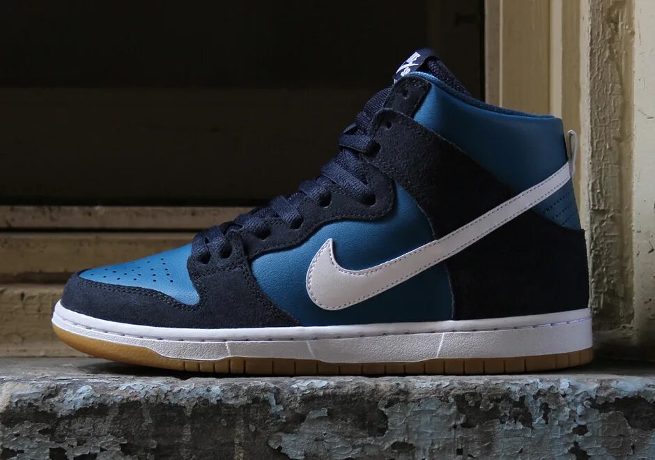 Nike SB Dunk. Nike SB Dunk High. Nike SB Dunk High Pro Blue. Nike Dunk SB Blue White.