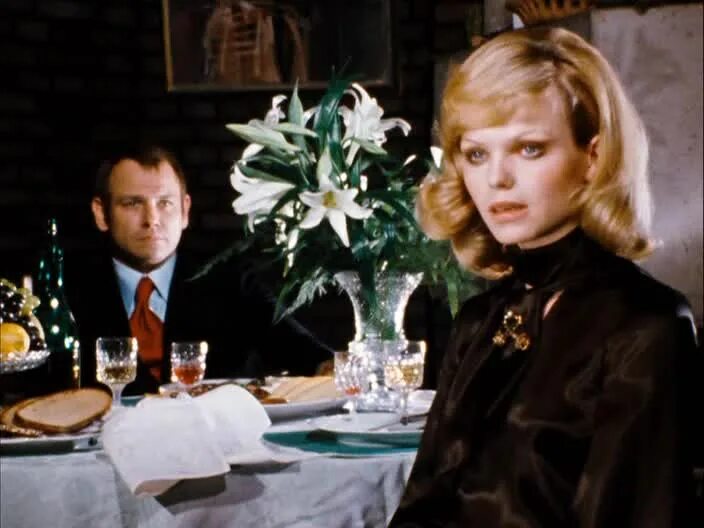 Мир на проводе. Райнер вернер фассбиндер мир на проводе. Мир на проводе 1973. Мир на проводе. Райнер вернер фассбиндер мир на проводе.