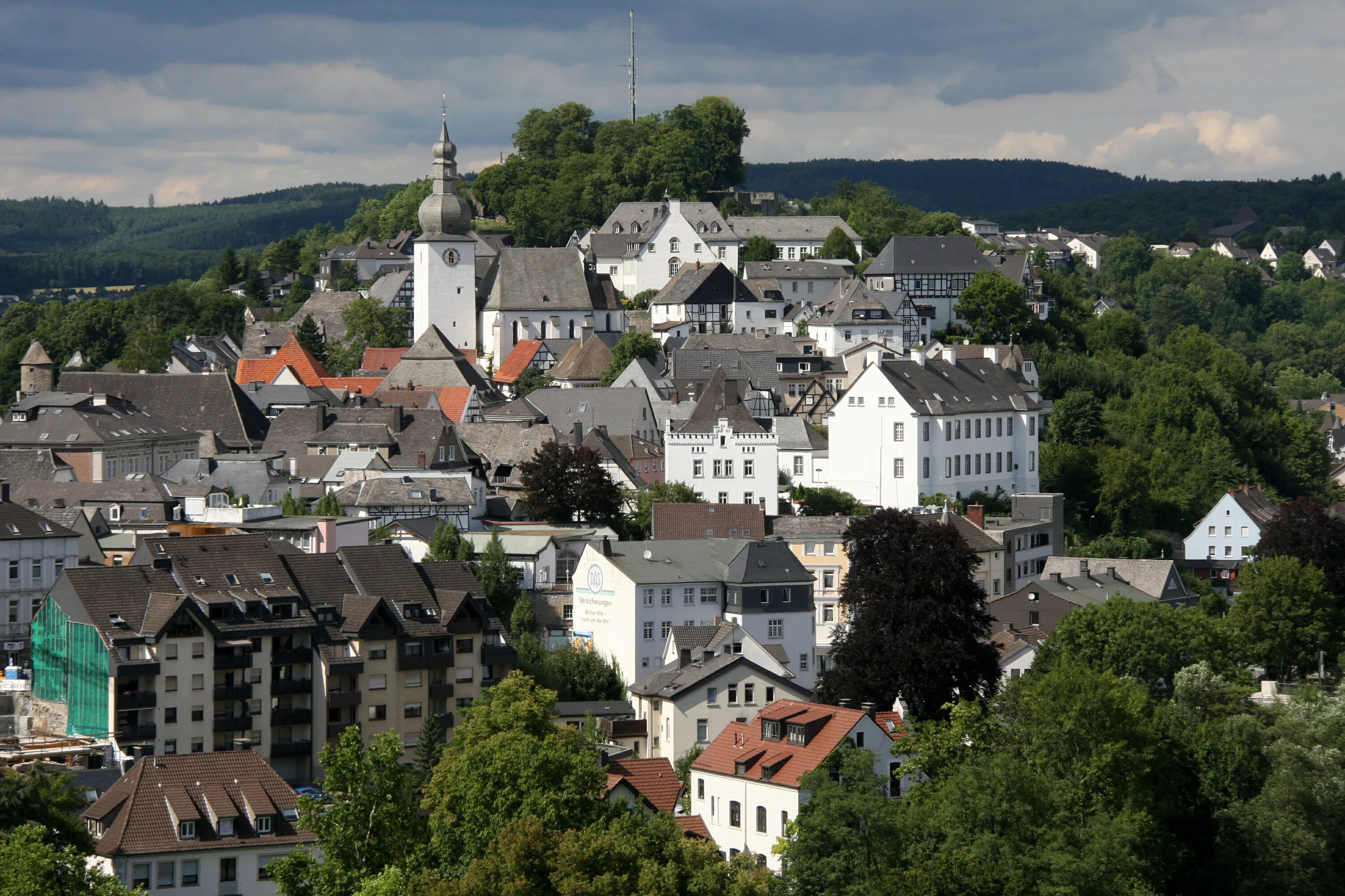 Переслав германия. Arnsberg Германия. Город Арнсберг. Арнсберг Германия достопримечательности. Немецкий город Хемер.