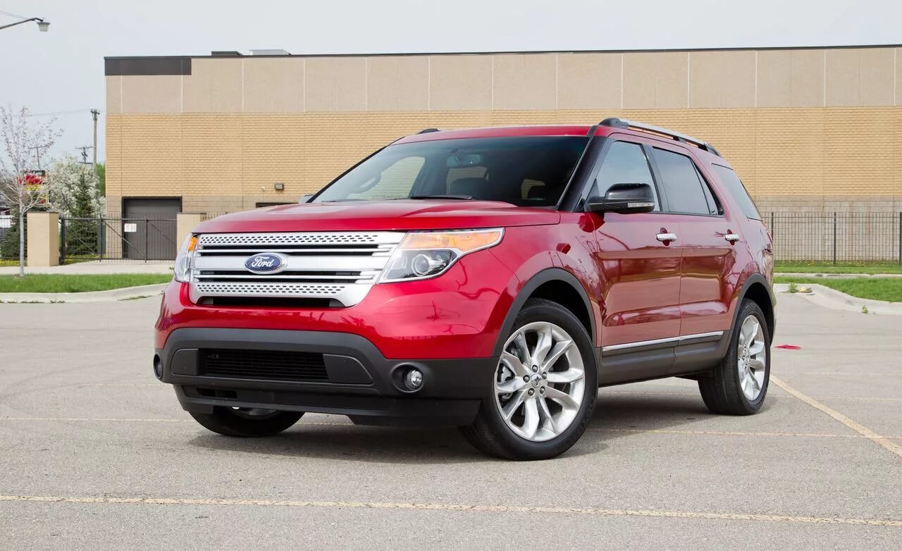 Форд куплю в магазине. Форд эксплорер XLT. Ford Explorer 2011. Ford Explorer 4wd 2014. Ford Explorer 4wd.