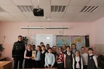 гимназия надым. школа номер 9 надым. город надым школа 3. логотип 1 школы надым. заводская 4а надым.