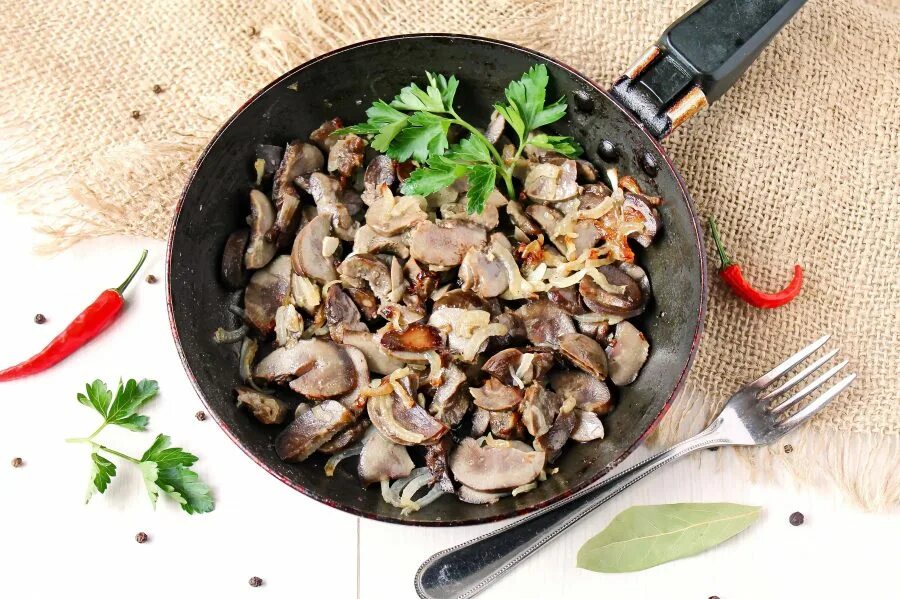 Рецепт жареных почек с луком