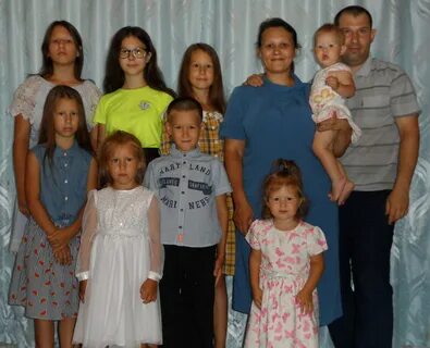 Семья томским детям