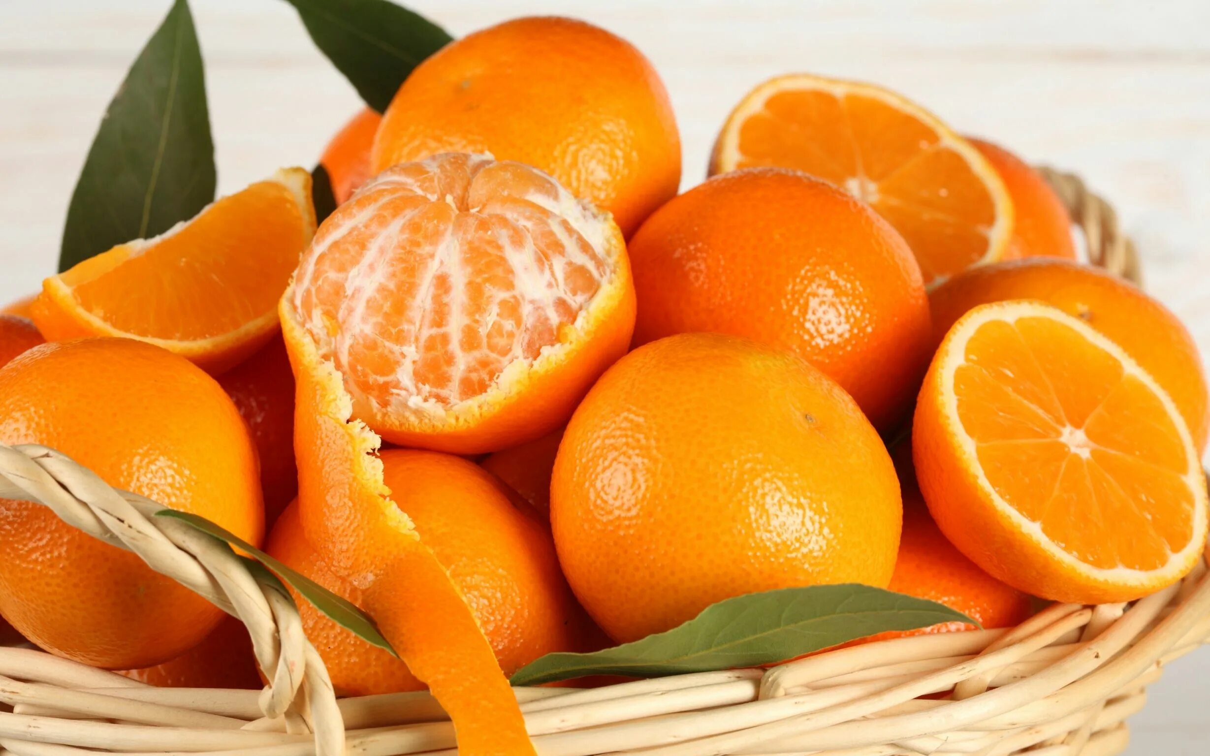 Апельсин википедия. Мандарин померанец. Кожуры мандарина (Citrus reticulata). Календула Танжерин апельсин. Померанец оранж.