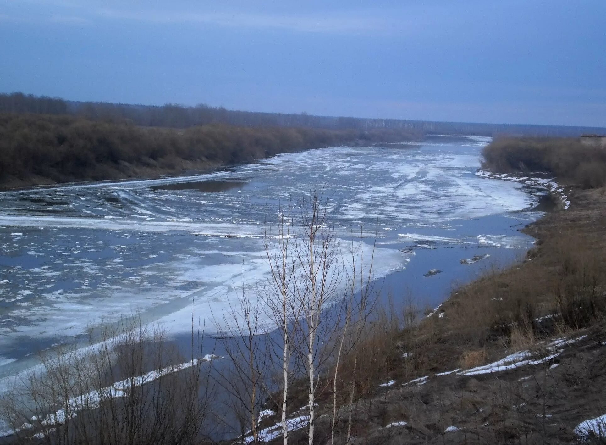 Где вскрылась река