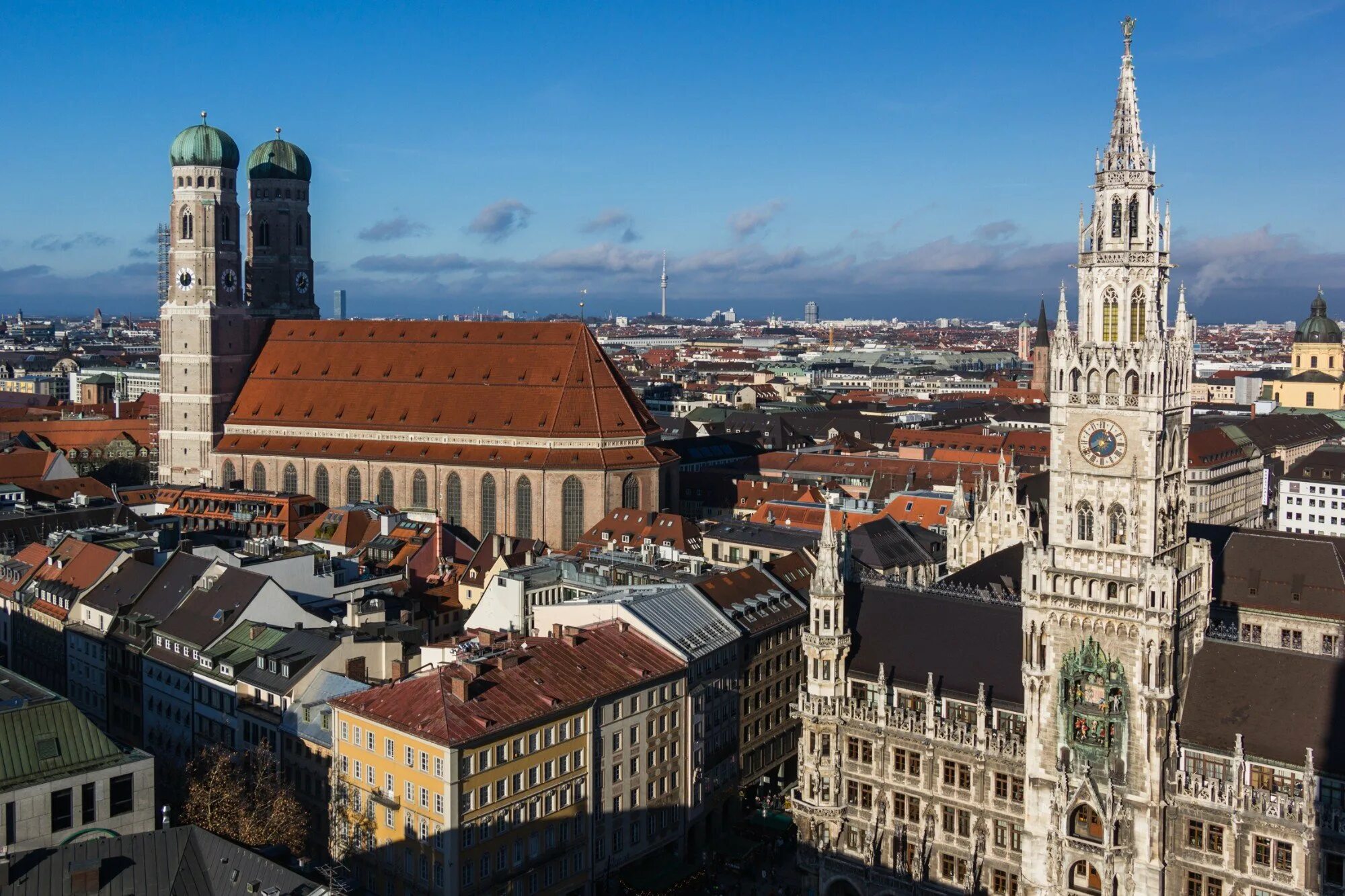 Munich germany. Германия Мюнхен Мариенплац. Бавария Мюнхен город. Мюнхен площадь Мариенплац. Мариенплац Мюнхен достопримечательности.