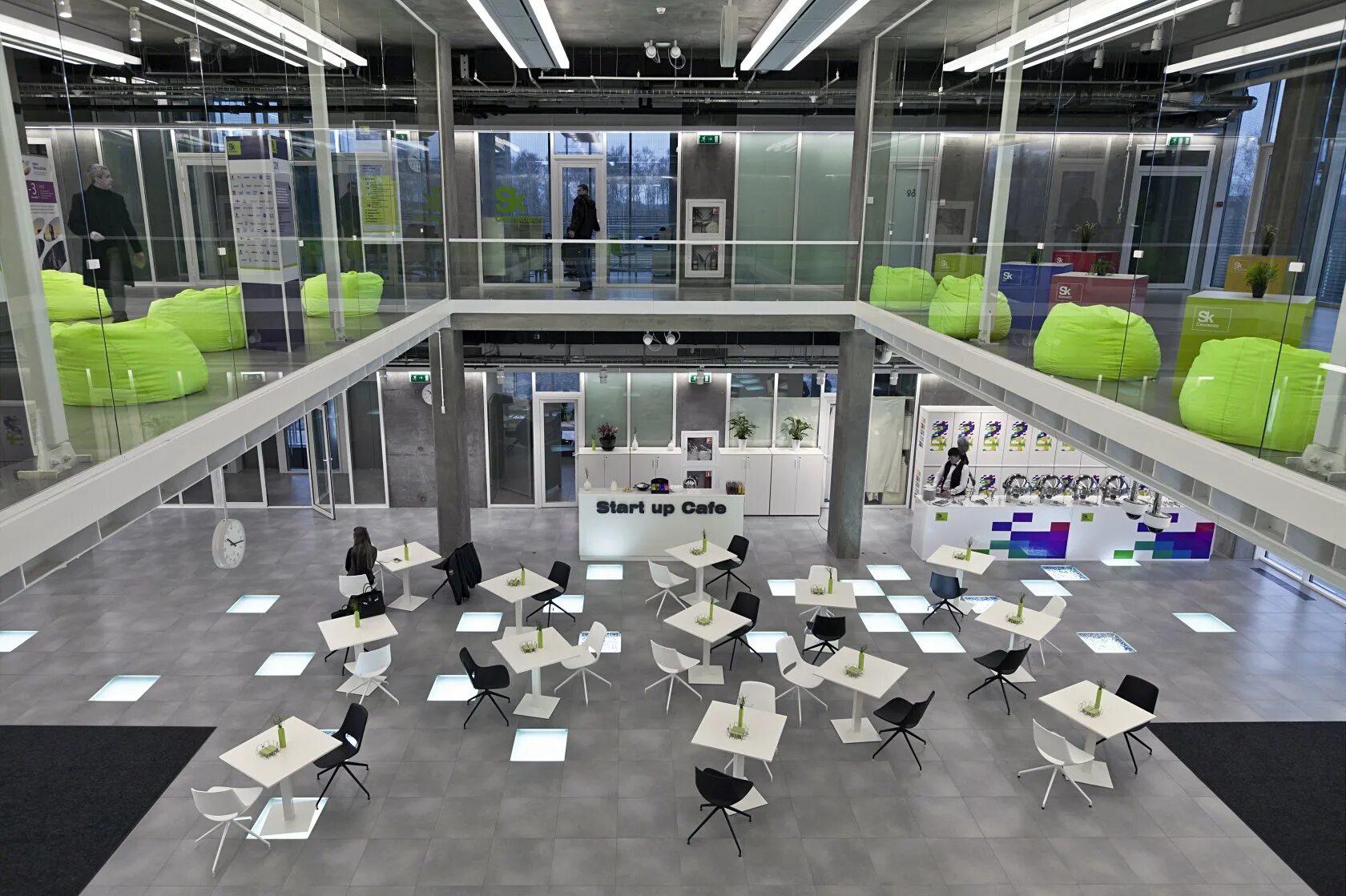 декарт офис мтс. сколково инновационный центр внутри. офисы в технопарке. андропова, д. Workki city в москва-сити.