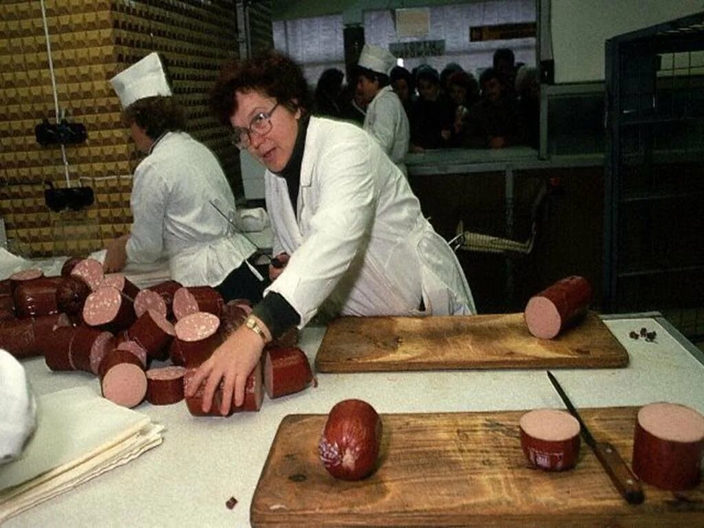 Американский плавленый сыр. Сыр домашний с укропом. Сыр чеддер полутвердый. Американский плавленый сыр. Сыр чеддер полутвердый.