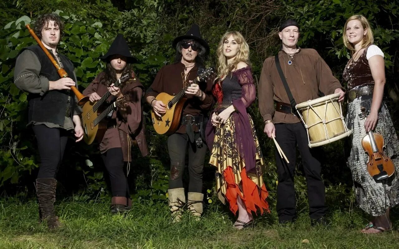 Ричи блэкмор найт. Группа blackmore s night. ричи блэкморс найт. кэндис найт и ричи блэкмор. группа &quot;blackmore&#039;s night&quot; в молодости.