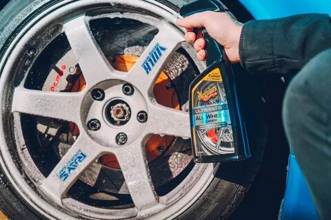 Wheel cleaner