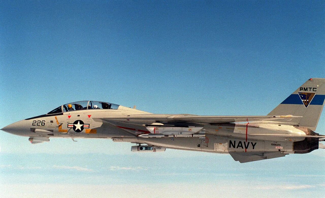 Tomcat 8. F-14a tomcat. f 14. aim-120 f-14. aim 120.