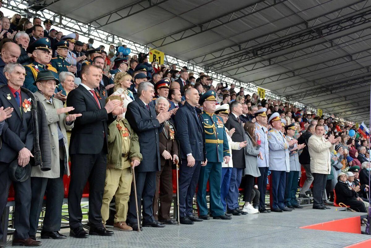 Программа на 9 мая оренбург. Парад победы 2025 оренбург. парад победы в оренбурге. день победы оренбург 2025. парад 9 мая в оренбурге 2025 года.