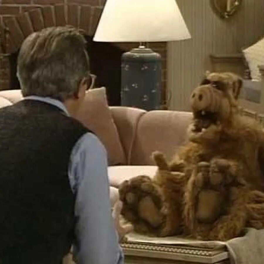 Alf (Альф), 1986–1990. Включи видео альф