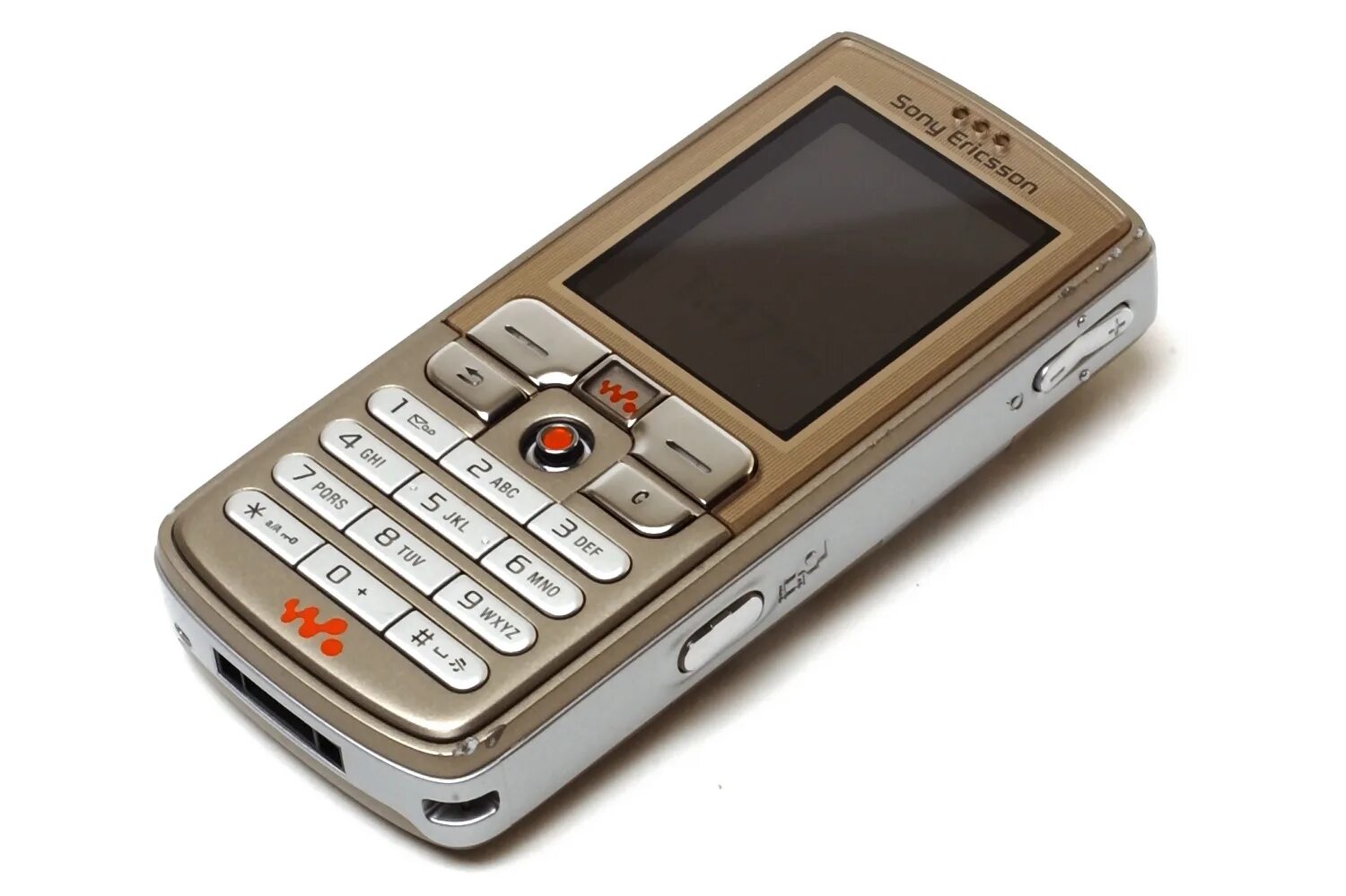 Старые телефоны sony. Sony Ericsson w700. Sony Ericsson w700i Walkman. Sony Ericsson k700 Walkman. Sony Ericsson k310i.