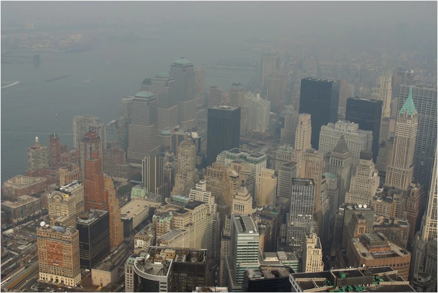 Городской воздух это. Смог в Нью Йорке. Смог в Нью Йорке 2023. Загрязненность воздуха Нью-Йорк. Фотохимический смог Лос-Анджелес.
