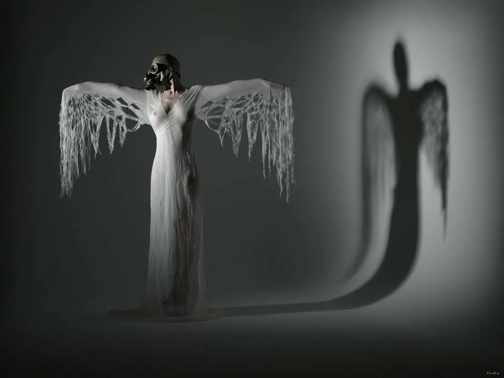 Свет и тьма в душе. Ангел. Необычные ангелы. Необычные Крылья.
